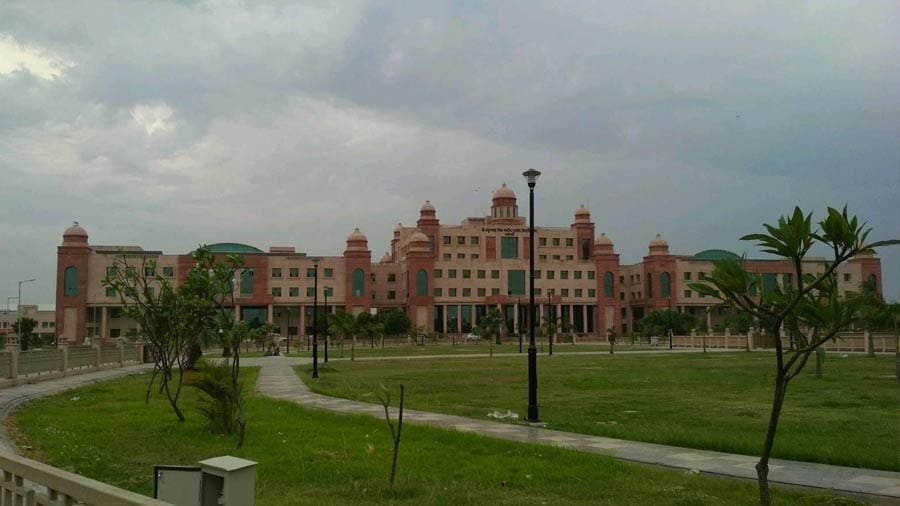 Shakuntala University